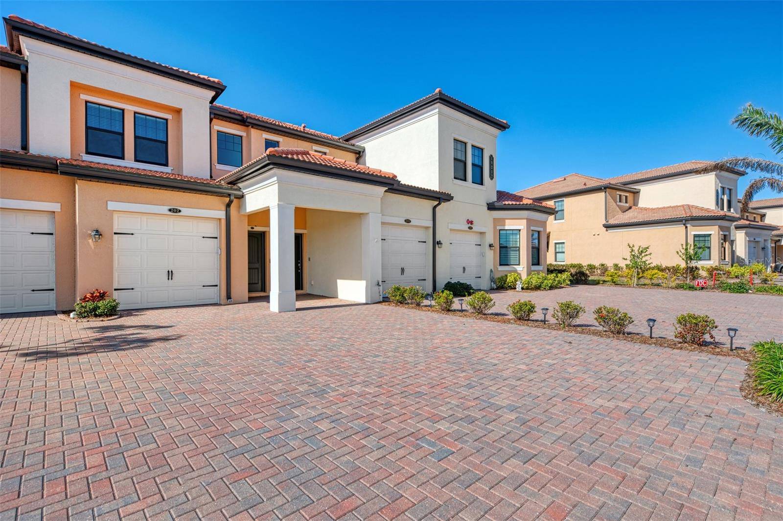 Venice, FL 34293,10217 STAGGERBUSH DR #202