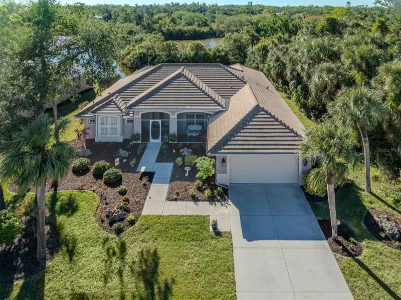 498 LAKE OF THE WOODS DR, Venice, FL 34293