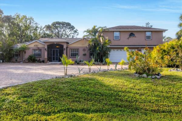 690 PERCHERON, Nokomis, FL 34275