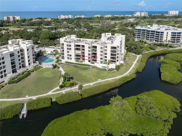 Longboat Key, FL 34228,2020 HARBOURSIDE DR #424