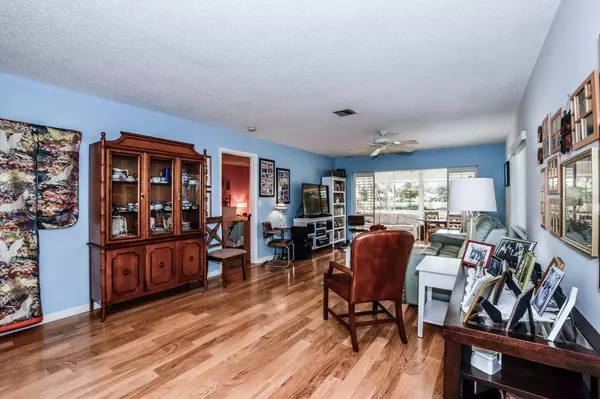 Venice, FL 34293,450 WEXFORD CIR #106