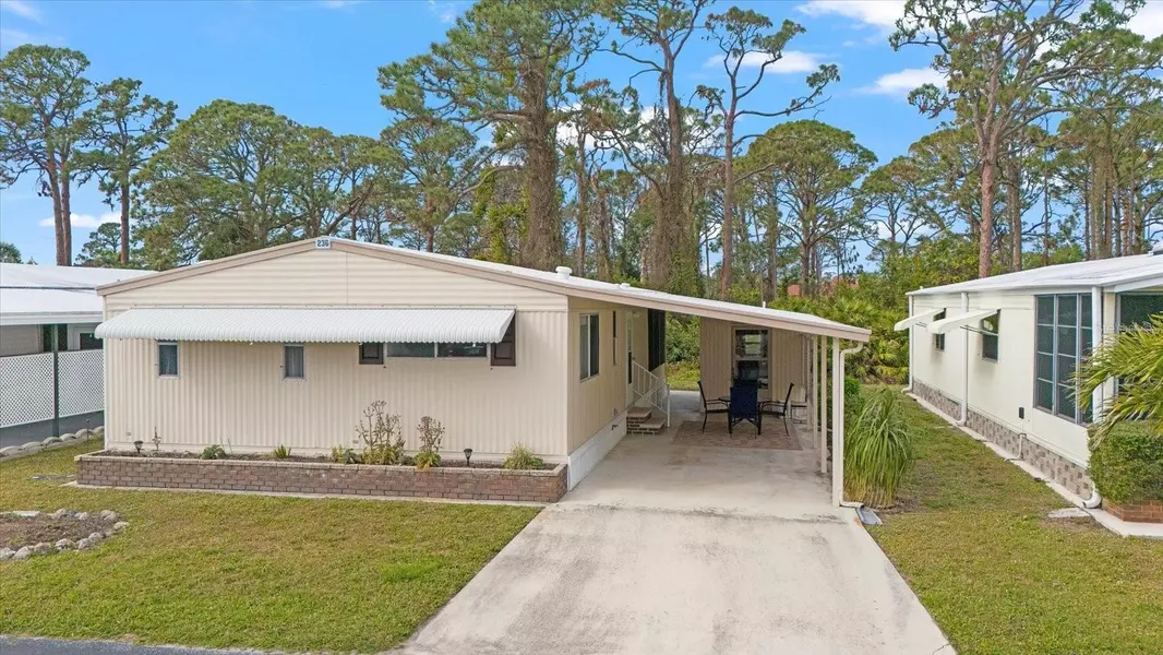 236 N FIJI CIR, Englewood, FL 34223