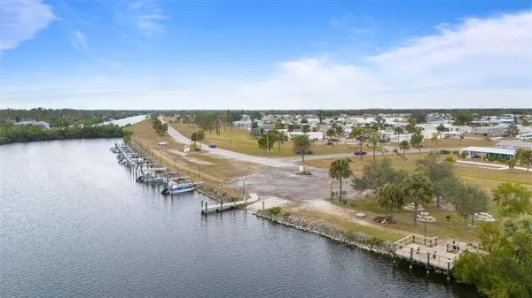 Port Charlotte, FL 33981,7498 DANVERS CIR