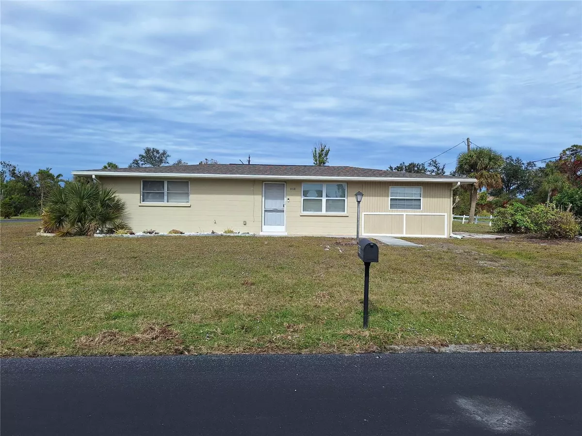 Englewood, FL 34223,858 E 7TH ST