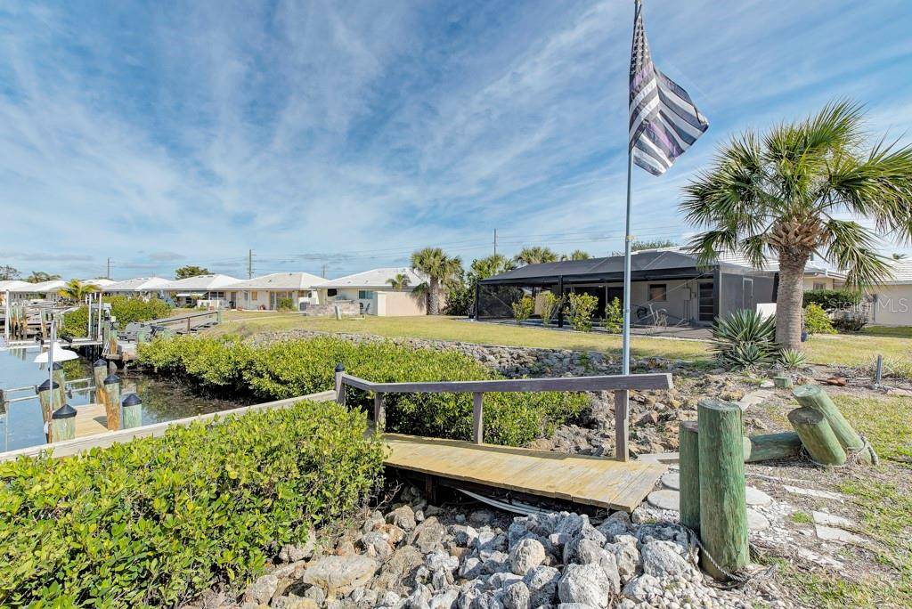 201 VILLA DR #201, Osprey, FL 34229