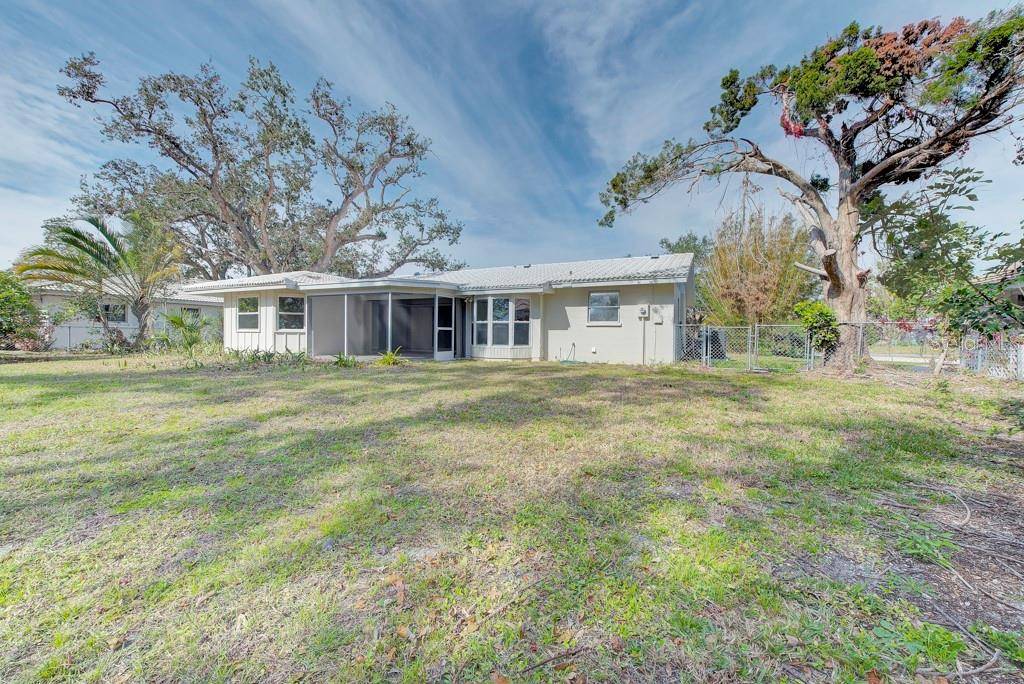 324 MONET DR, Nokomis, FL 34275