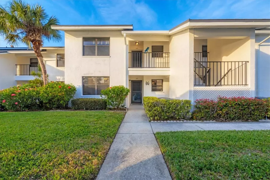 1100 CAPRI ISLES BLVD #317, Venice, FL 34292