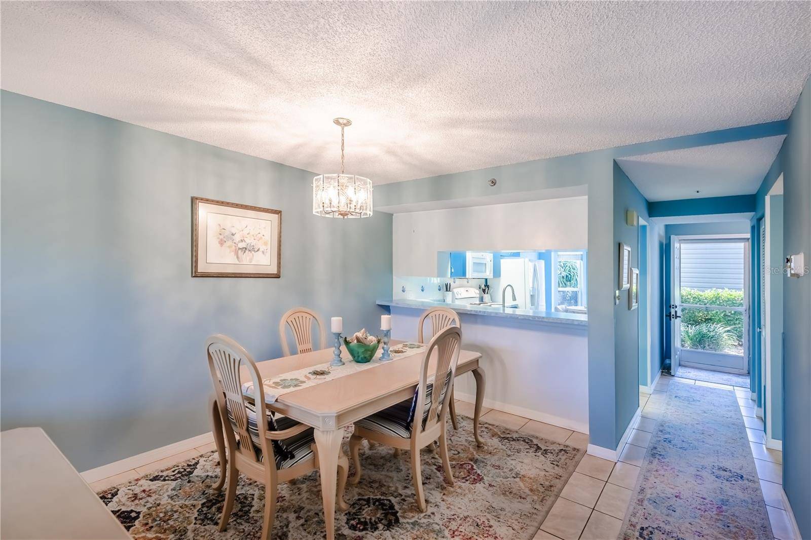 Venice, FL 34285,811 WATERSIDE DR #102