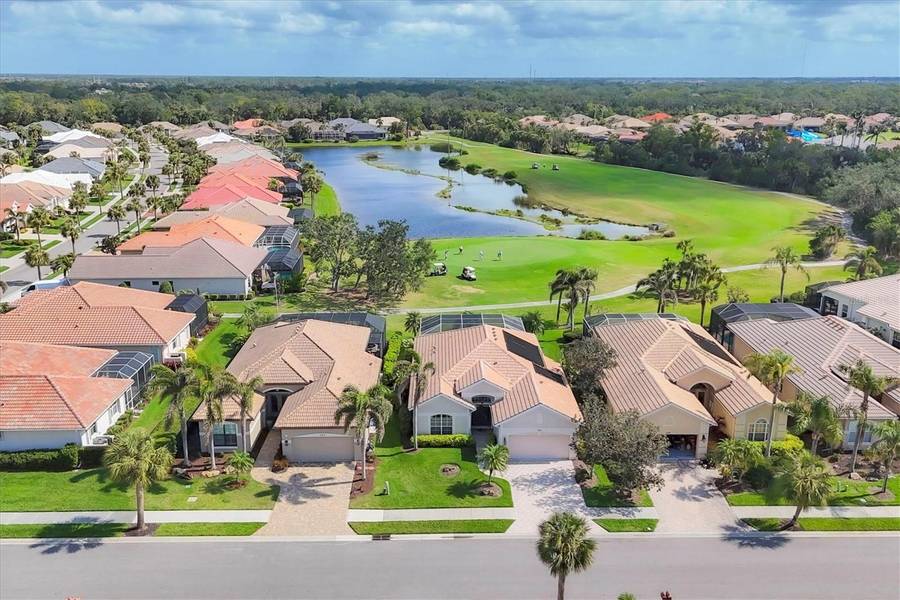 560 MISTY PINE DR, Venice, FL 34292