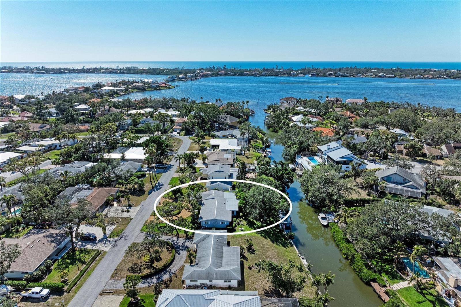 Sarasota, FL 34231,1837 UPPER COVE TER