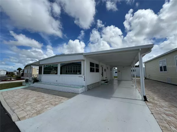 704 LOCARNO DR, Venice, FL 34285