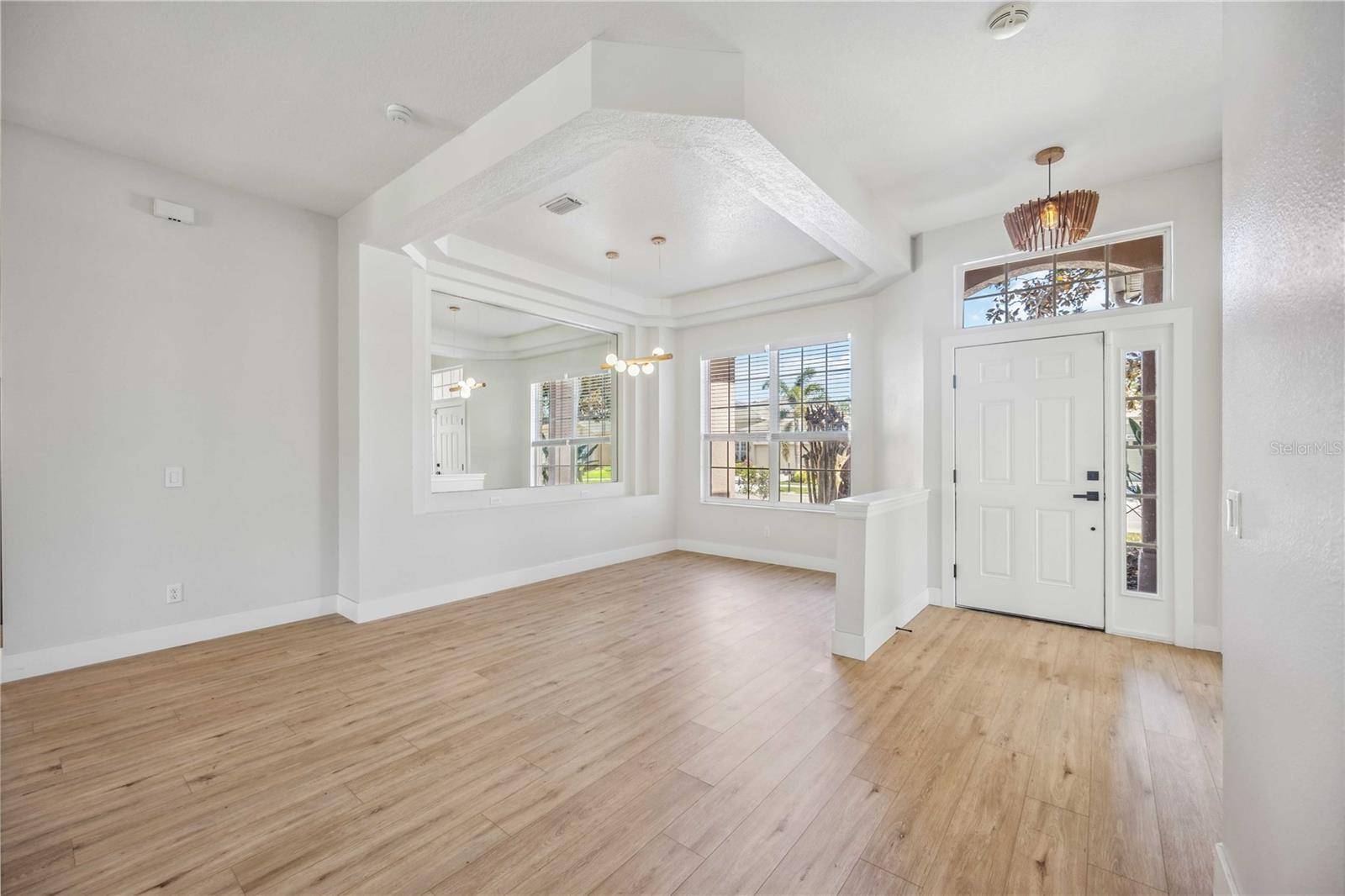 Sarasota, FL 34240,312 LONDONDERRY DR