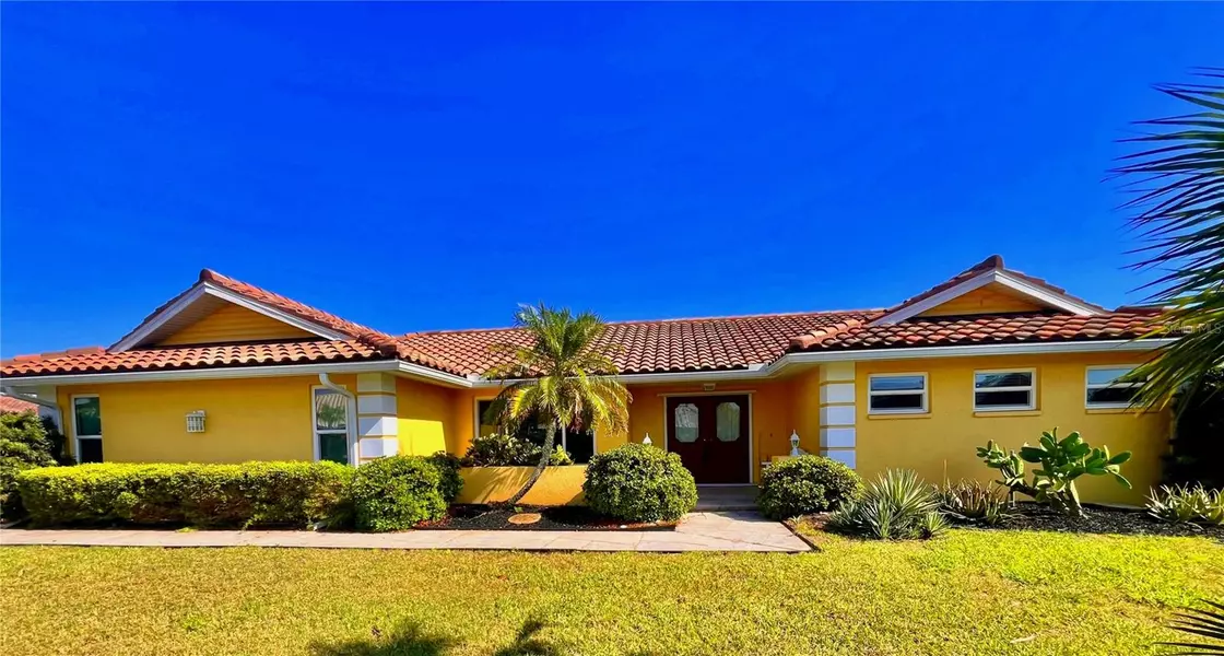 409 FIRETHORN AVE, Englewood, FL 34223
