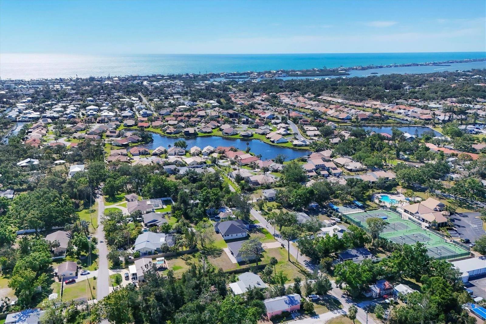 Nokomis, FL 34275,140 AVENIDA DE LA ISLA