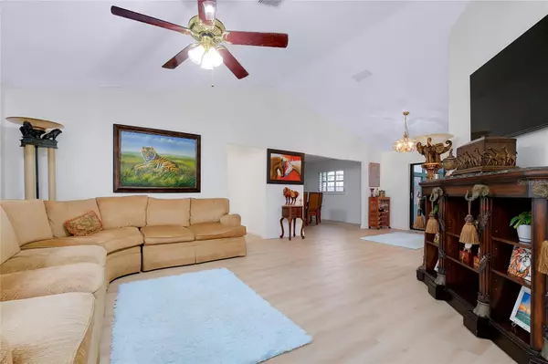 Venice, FL 34293,990 SEA FOX RD
