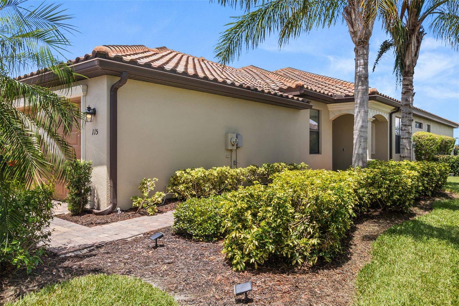 115 BABBLING BROOK RUN, Bradenton, FL 34212