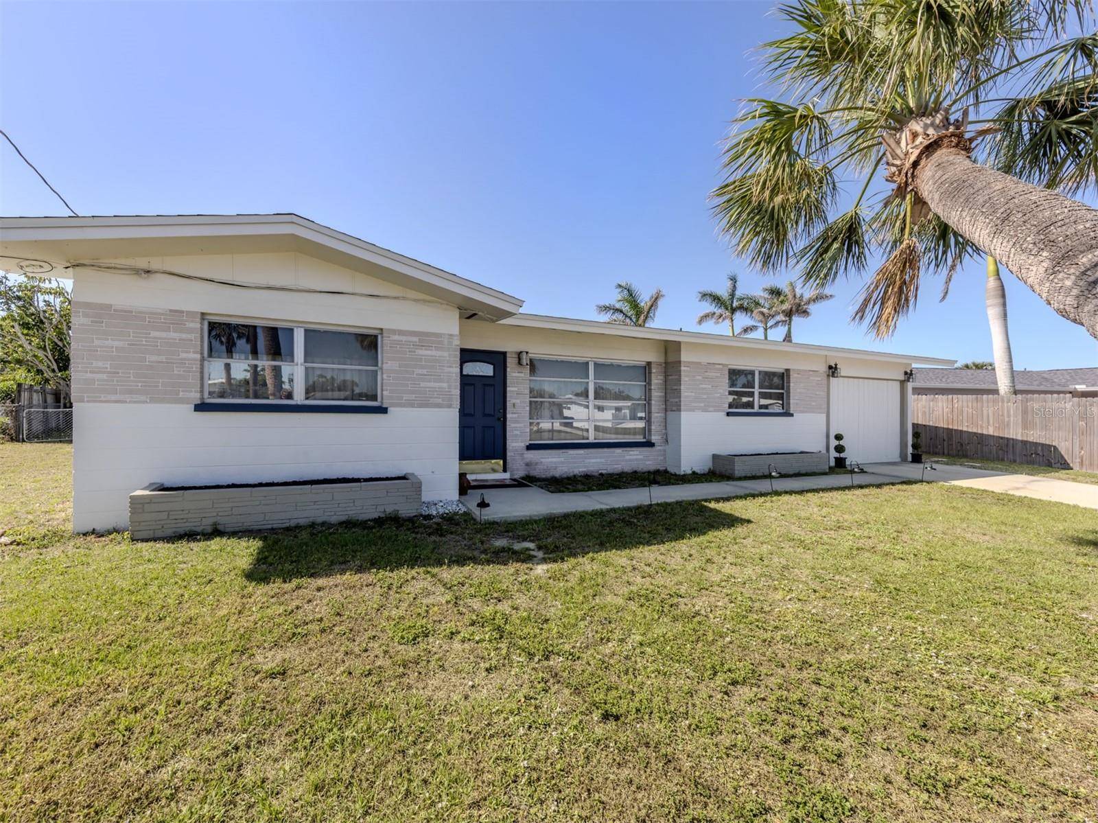 Venice, FL 34293,444 DRIFTWOOD RD