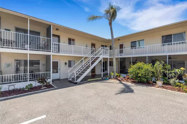 Venice, FL 34285,360 BASE AVE E #413