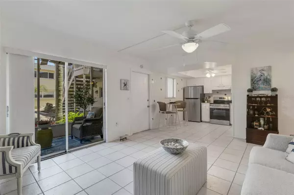 Venice, FL 34285,360 BASE AVE E #413