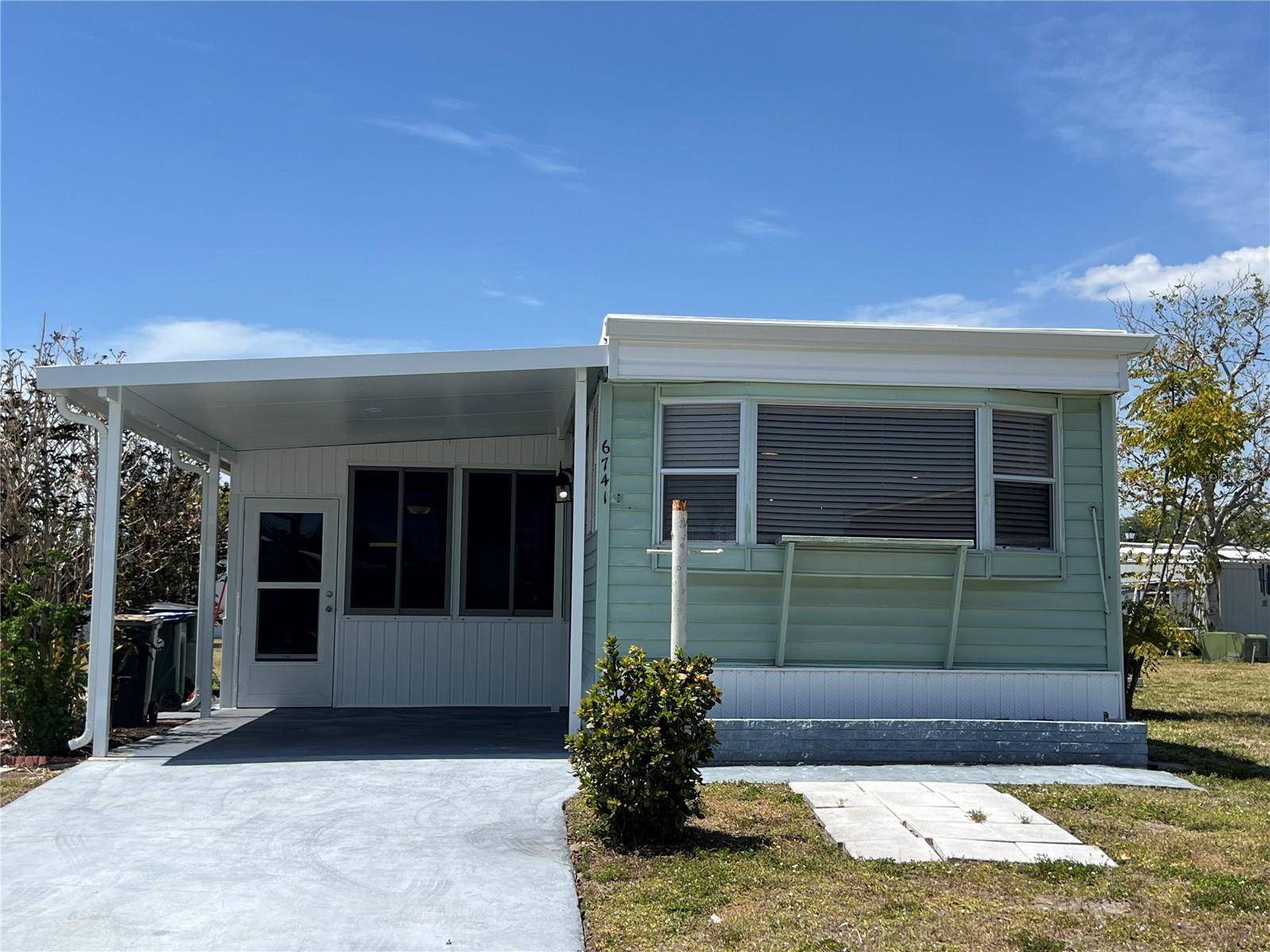 North Port, FL 34287,6741 LAUREL CT