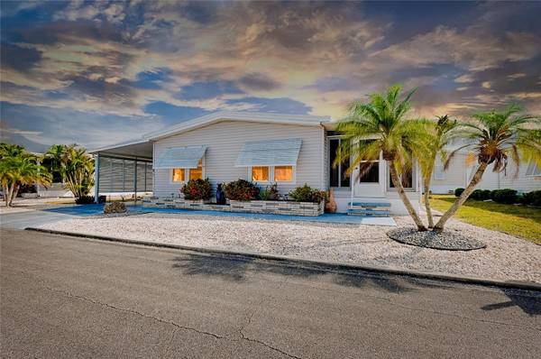 881 GRADO DR, Venice, FL 34285