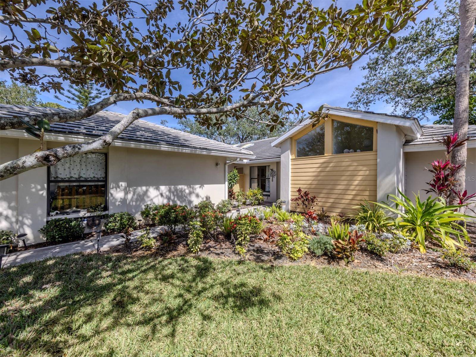 Venice, FL 34293,268 SOUTHAMPTON DR #309
