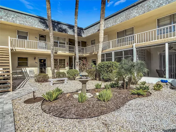 Venice, FL 34285,200 PARK BLVD N #103