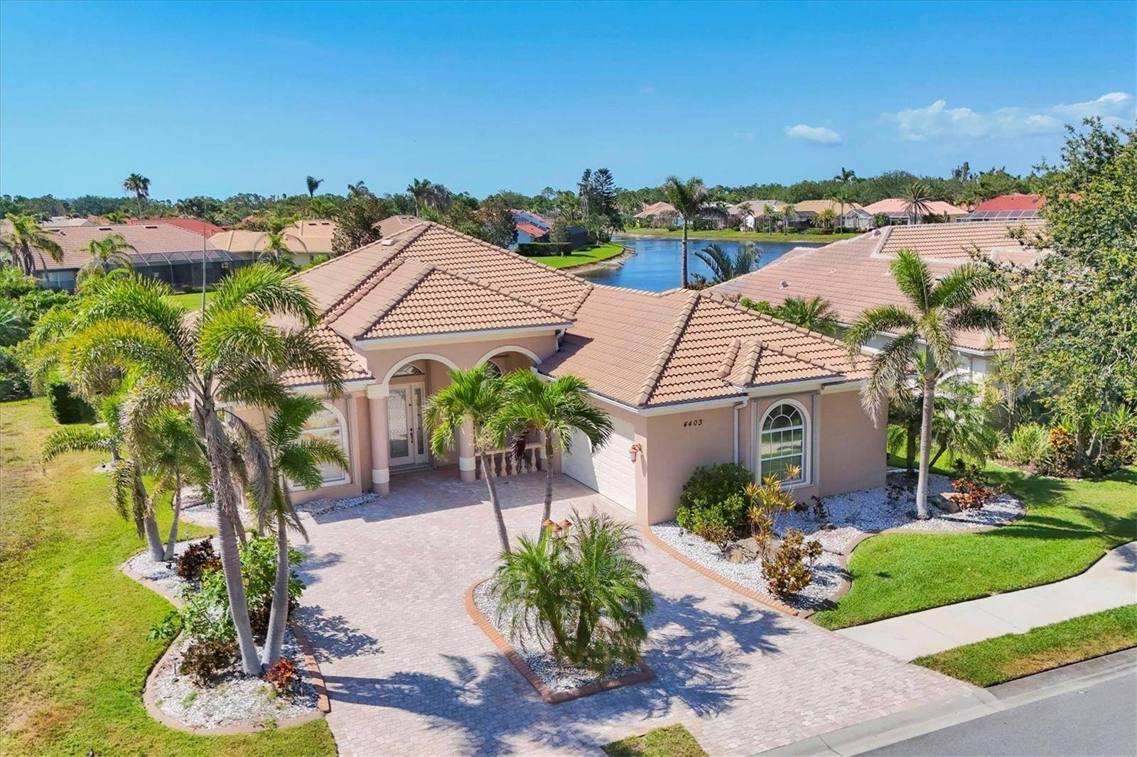 4403 VIA DEL VILLETTI DR, Venice, FL 34293