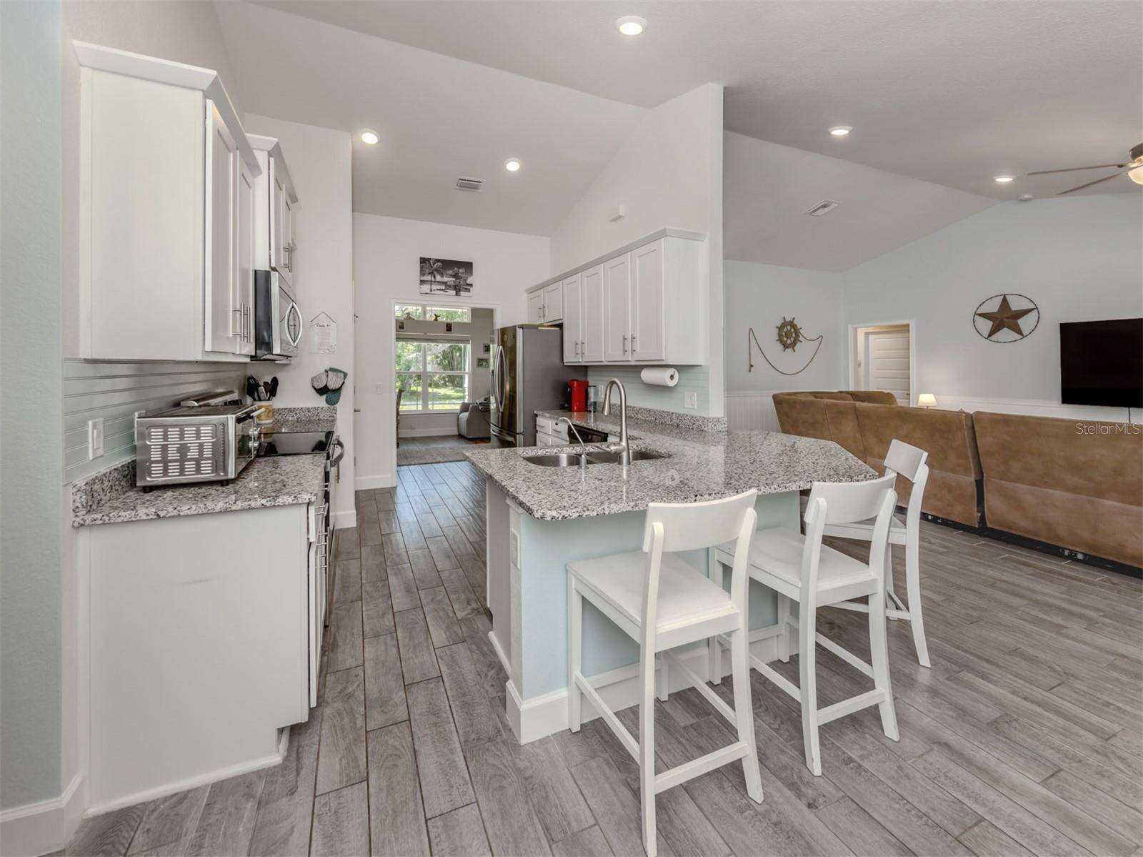 Venice, FL 34293,460 BARD RD