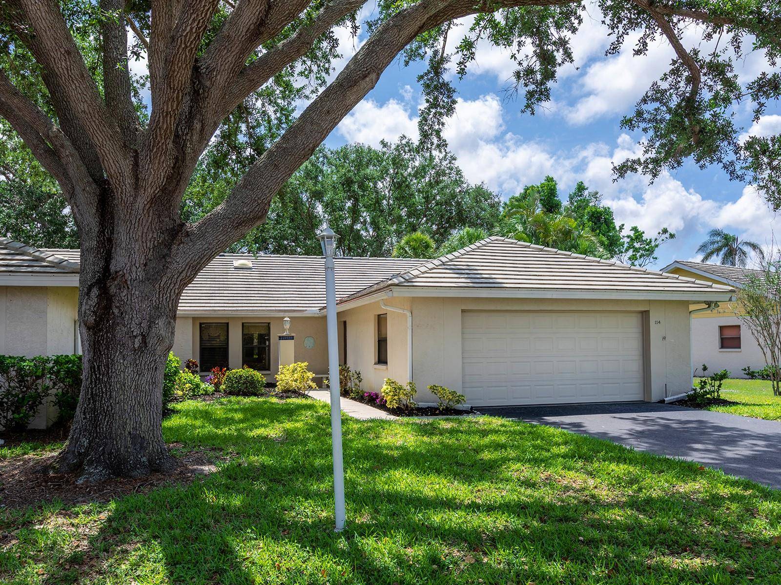 114 SOUTHAMPTON PL N #237, Venice, FL 34293
