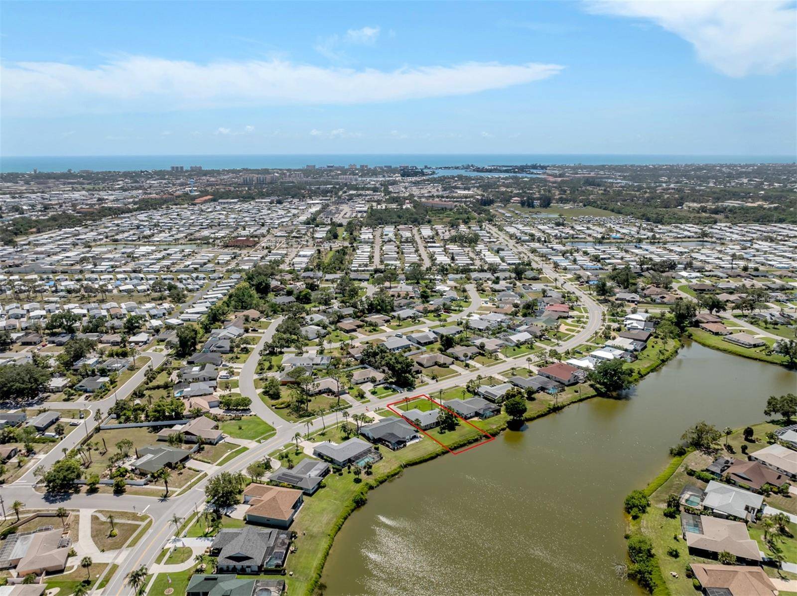 Venice, FL 34285,1240 LUCAYA AVE