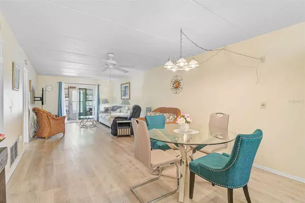 Venice, FL 34285,708 TAMIAMI TRL S #115