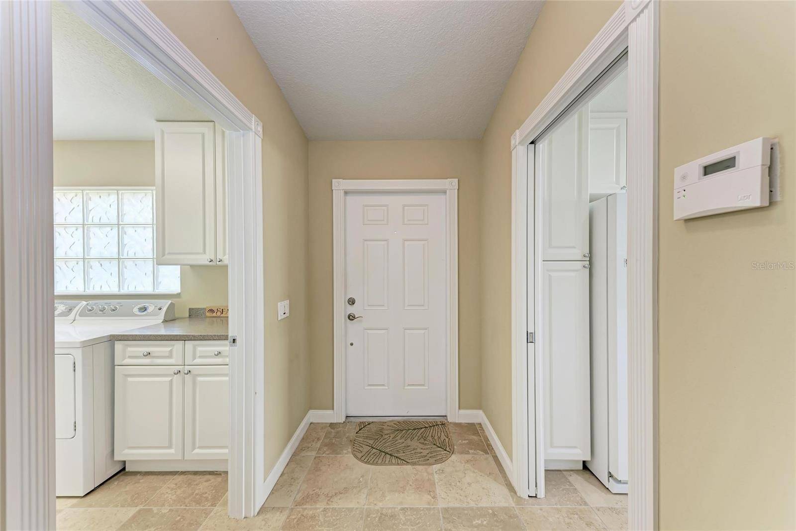 Sarasota, FL 34238,11624 GARESSIO LN