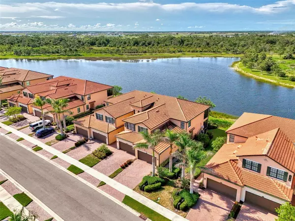 Venice, FL 34293,10789 TARFLOWER DR #202