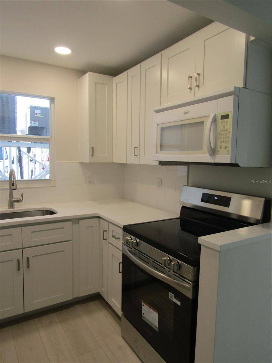 Venice, FL 34285,999 INLET CIR #D101