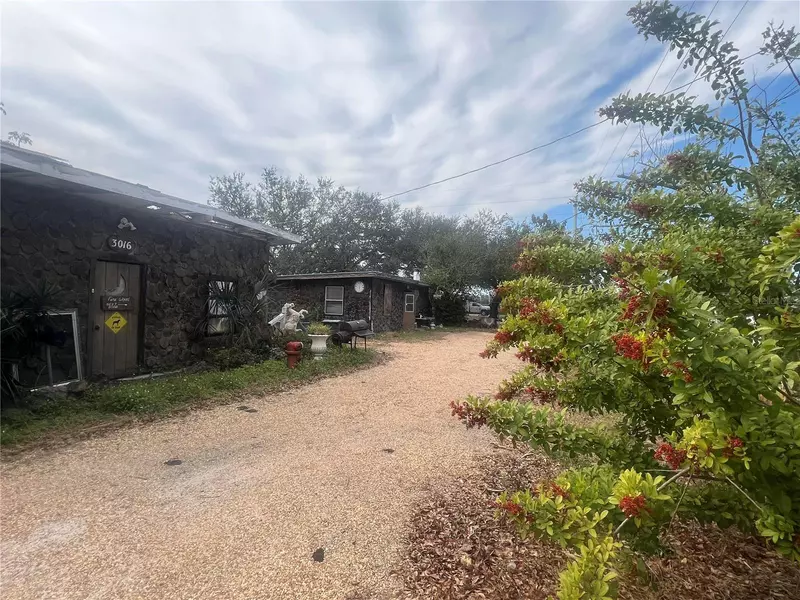 3016 17TH ST., Sarasota, FL 34234