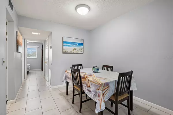 Venice, FL 34285,614 GUILD DR #10