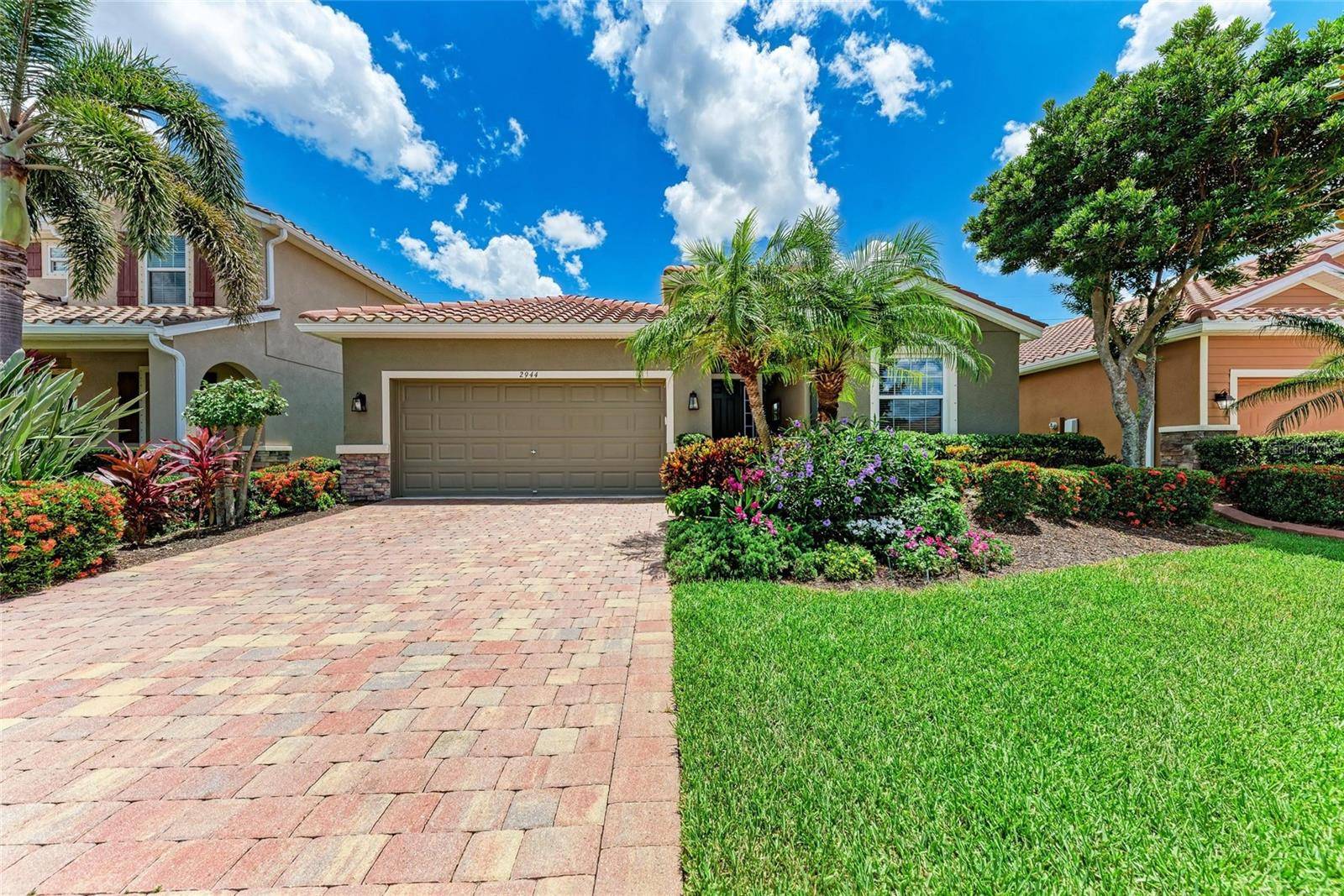 Sarasota, FL 34243,2944 ORIOLE DR