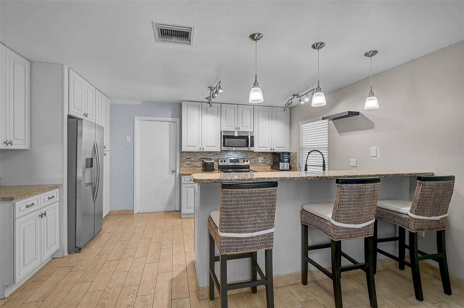 Venice, FL 34293,903 E SHANNON CT