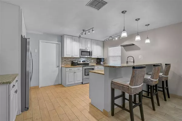 Venice, FL 34293,903 E SHANNON CT