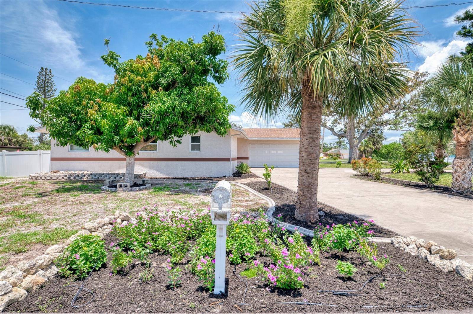 Venice, FL 34293,1672 JUPITER RD