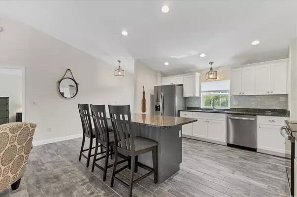 Rotonda West, FL 33947,108 ALBATROSS RD