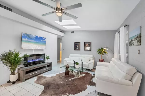 Venice, FL 34285,636 CADIZ RD