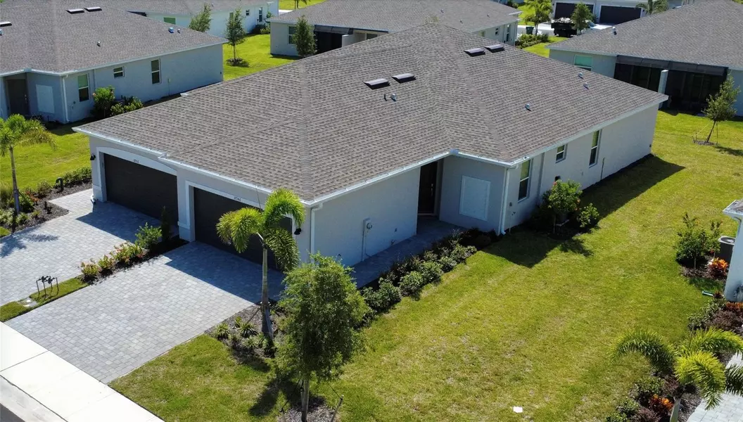 8746 SAINT KITTS CIR, Englewood, FL 34224