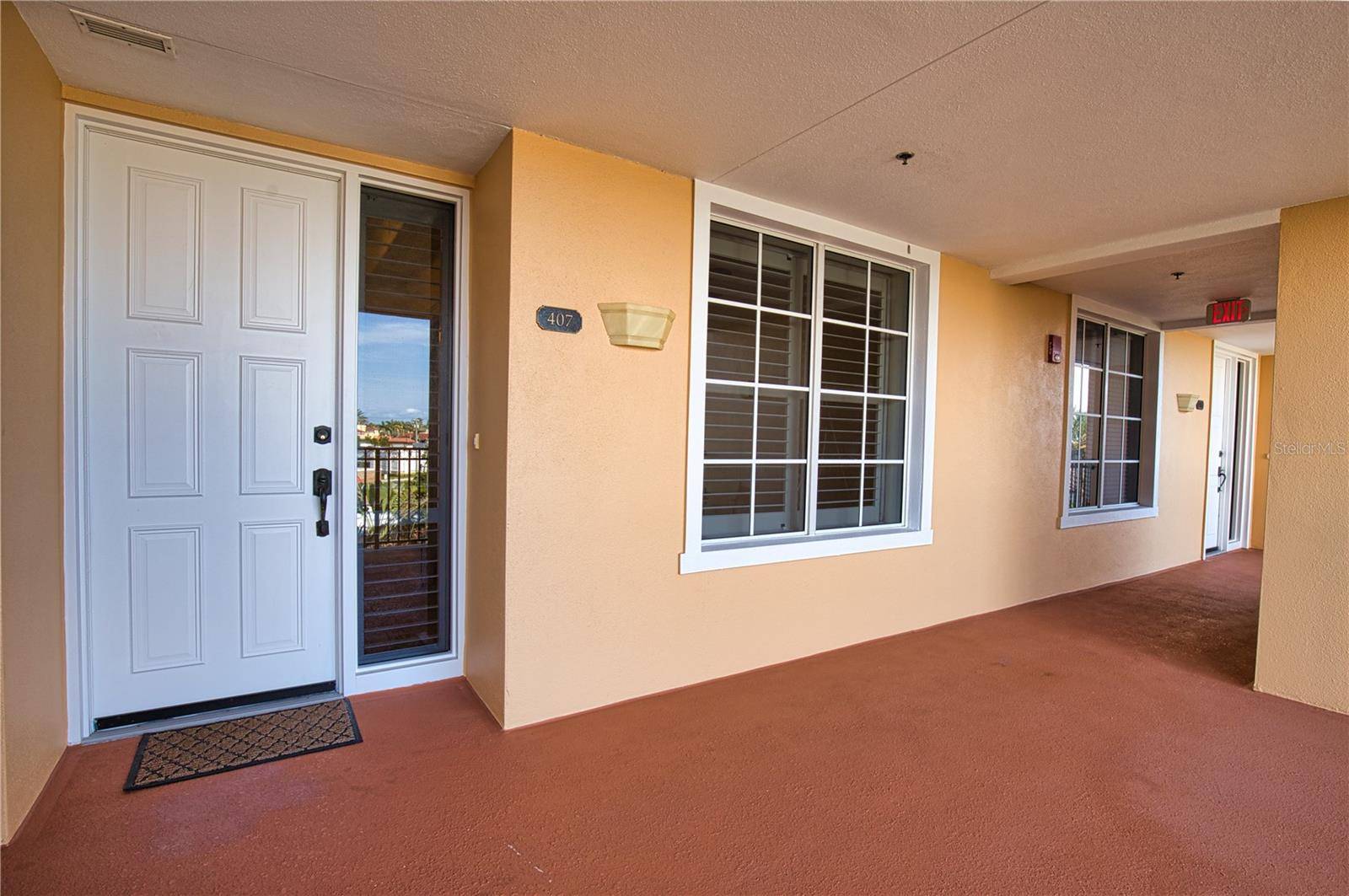 Venice, FL 34285,157 TAMPA AVE E #407
