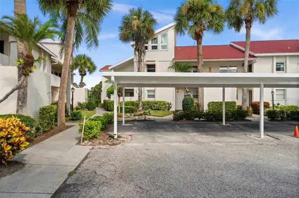 Venice, FL 34292,760 VILLAGE CIR #109