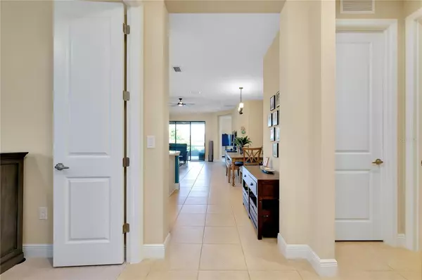 Venice, FL 34293,21629 AVON PARK CT