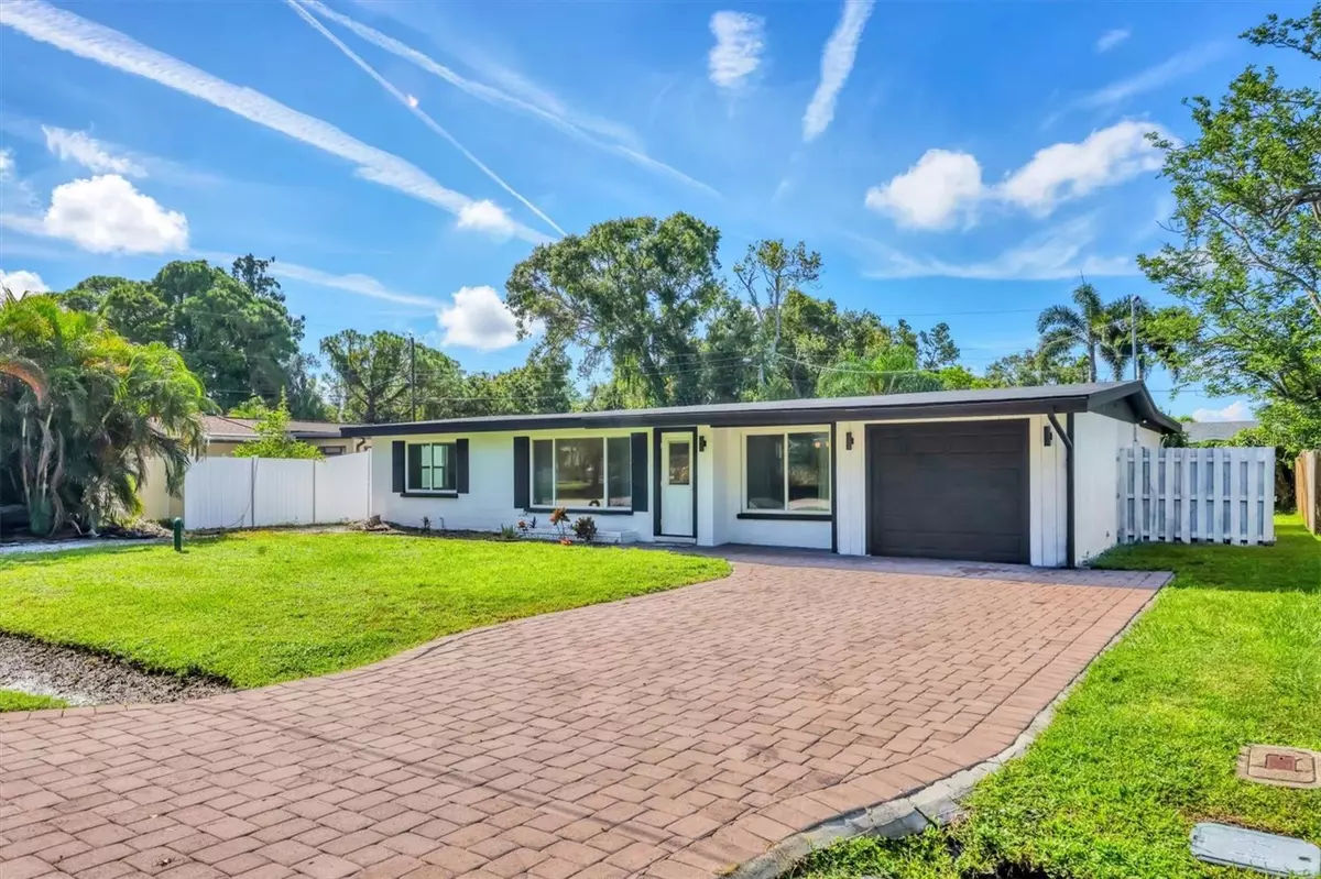 Sarasota, FL 34231,2334 CADILLAC ST