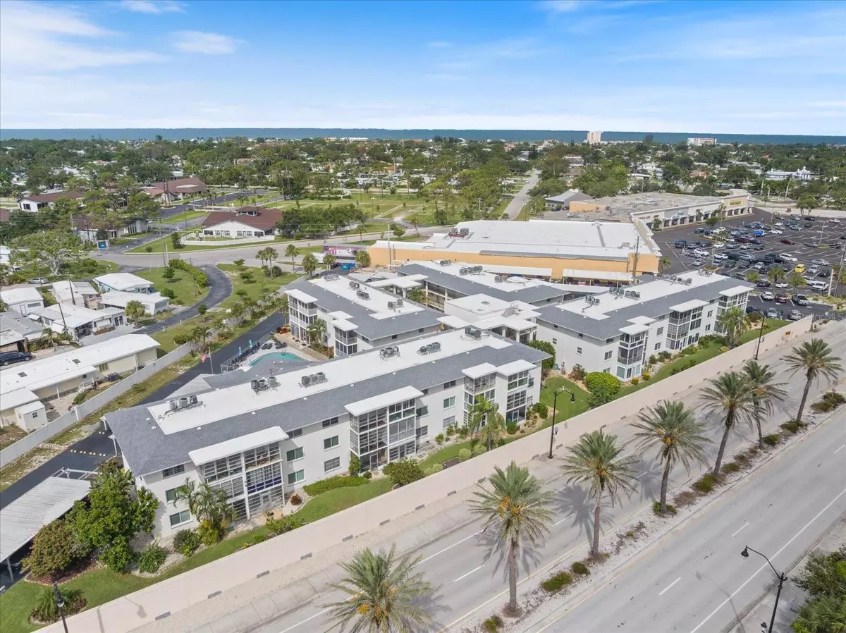 Venice, FL 34285,708 TAMIAMI TRL S #306