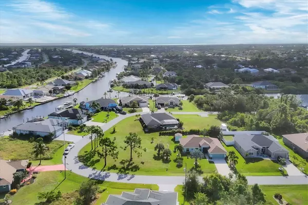 Port Charlotte, FL 33981,9175 MELODY CIR